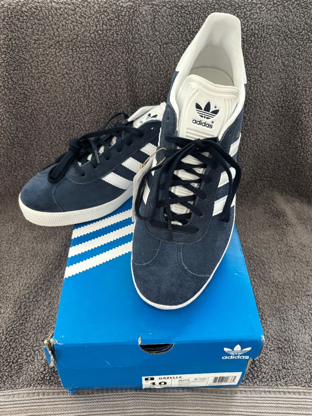 Adidas Sneakers Mens 10 Navy Gazelle BB5478 Classic Suede Retro Low Top